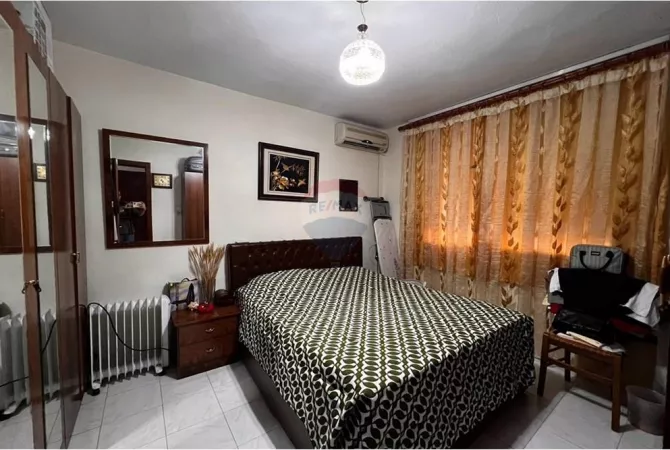 Shtepi me qera 2+1 ne Tirane - 50,000 Leke