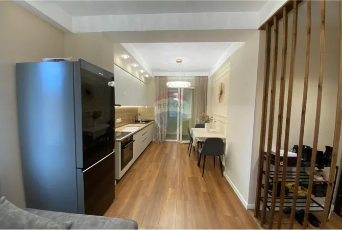 Shtepi me qera Apartament ne Tirane, 1+1, Mobilimi E mobiluar, Pagesa 550  Euro.