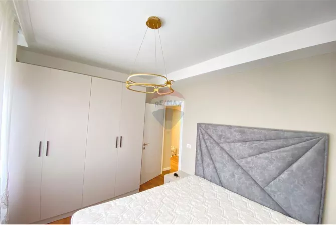 Shtepi me qera Apartament ne Tirane, 1+1, Mobilimi E mobiluar, Pagesa 550  Euro.