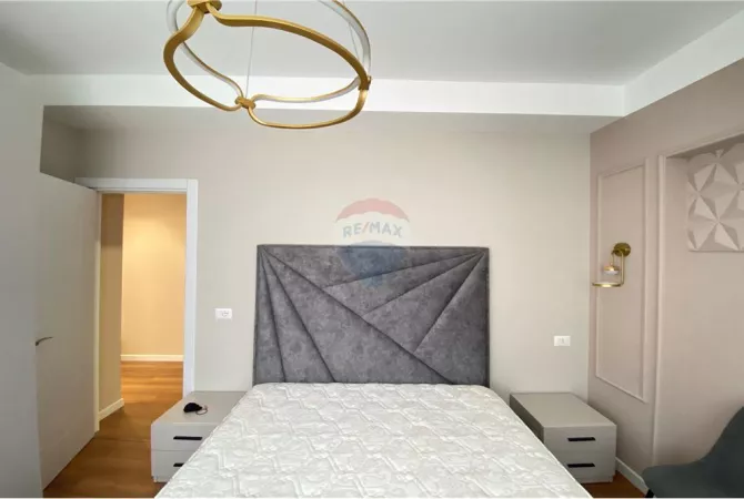 Shtepi me qera Apartament ne Tirane, 1+1, Mobilimi E mobiluar, Pagesa 550  Euro.