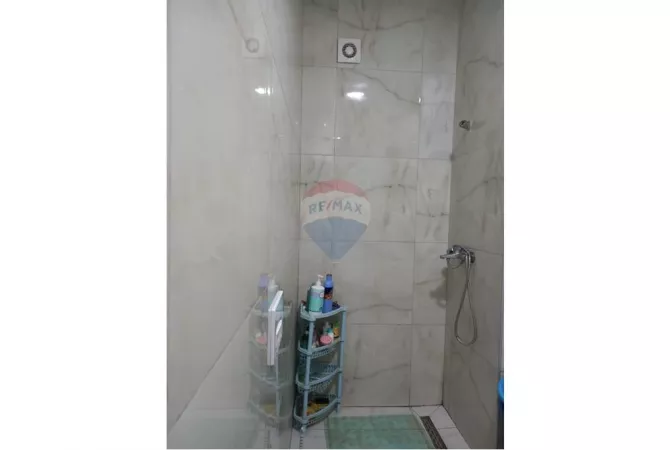 Shtepi me qera Apartament ne Tirane, 2+1, Mobilimi E mobiluar, Pagesa 55,000  Leke.