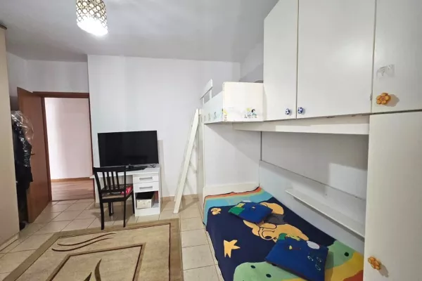 Shtepi me qera Apartament ne Tirane, 2+1, Mobilimi E mobiluar, Pagesa 600  Euro.