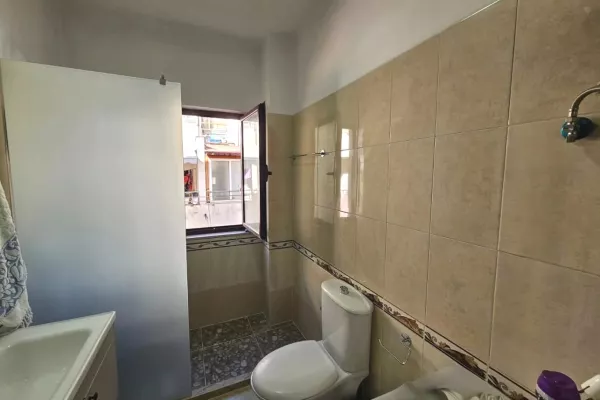 Shtepi me qera Apartament ne Tirane, 2+1, Mobilimi E mobiluar, Pagesa 600  Euro.