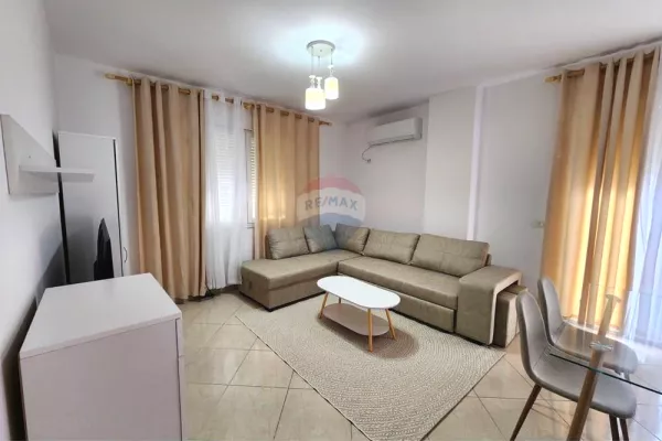 Casa in affitto 1+1 a Tirana - 35,000 Leke