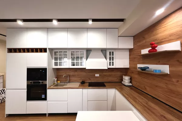 Shtepi me qera Apartament ne Tirane, 2+1, Mobilimi E mobiluar, Pagesa 850  Euro.