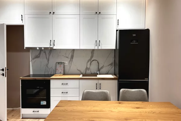 Shtepi me qera Apartament ne Tirane, 1+1, Mobilimi E mobiluar, Pagesa 850  Euro.