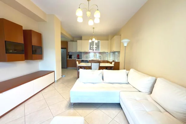 Casa in affitto 2+1 a Tirana - 700 Euro