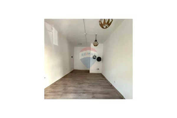 Ambient biznesi me qera 1+1 ne Tirane - 550 Euro