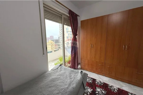 Shtepi me qera Apartament ne Tirane, 1+1, Mobilimi E mobiluar, Pagesa 500  Euro.