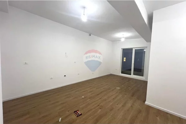 Shtepi ne shitje 2+1 ne Tirane - 132,000 Euro
