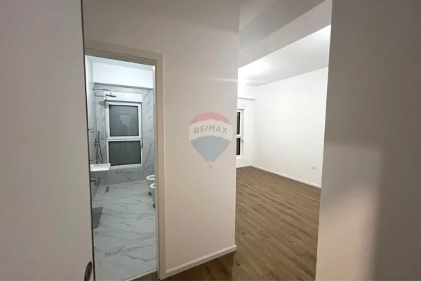 Shtepi ne shitje 1+1 ne Tirane - 82,000 Euro