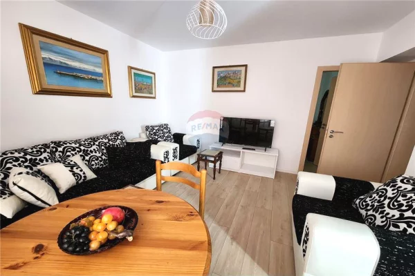 Shtepi me qera Apartament ne Tirane, 1+1, Mobilimi E mobiluar, Pagesa 50,000  Leke.