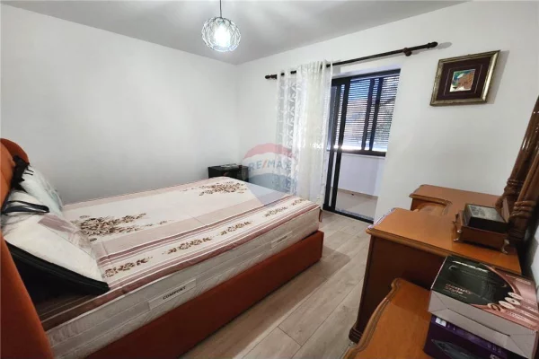 Shtepi me qera Apartament ne Tirane, 1+1, Mobilimi E mobiluar, Pagesa 50,000  Leke.