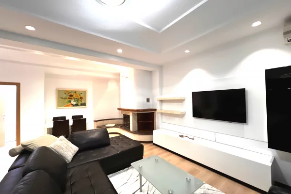 Shtepi me qera 2+1 ne Tirane - 60,000 Leke