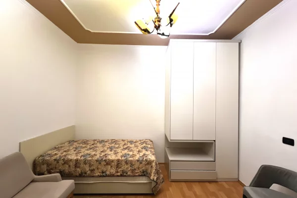 Shtepi me qera Apartament ne Tirane, 2+1, Mobilimi E mobiluar, Pagesa 60,000  Leke.
