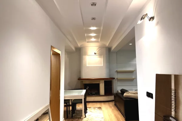 Shtepi me qera Apartament ne Tirane, 2+1, Mobilimi E mobiluar, Pagesa 60,000  Leke.