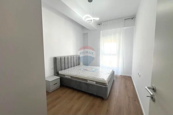 Shtepi me qera Apartament ne Tirane, 1+1, Mobilimi E mobiluar, Pagesa 45,000  Leke.