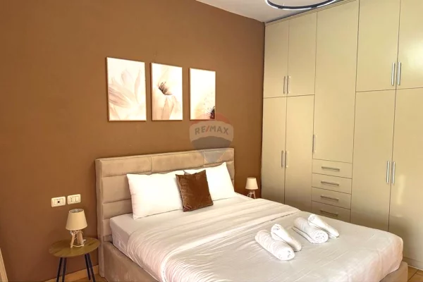 Appartamento in affitto a Tirana 1+1, Arredato