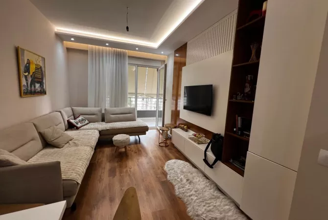 Shtepi me qera 1+1 ne Tirane - 750 Euro