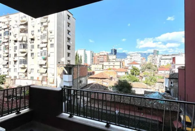 Shtepi me qera 1+1 ne Tirane - 800 Euro