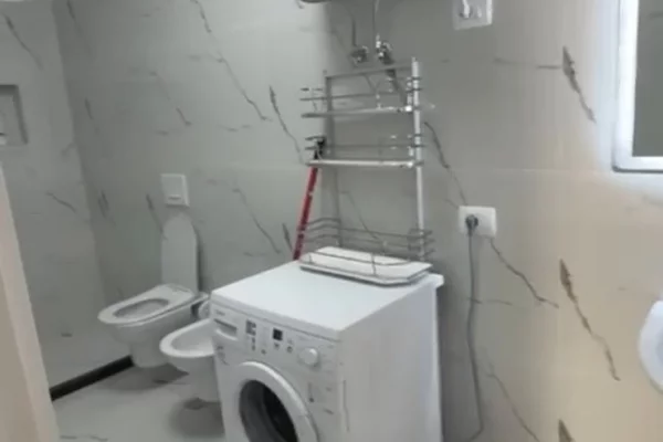 Shtepi me qera Apartament ne Tirane, 1+1, Mobilimi E mobiluar, Pagesa 520  Euro.