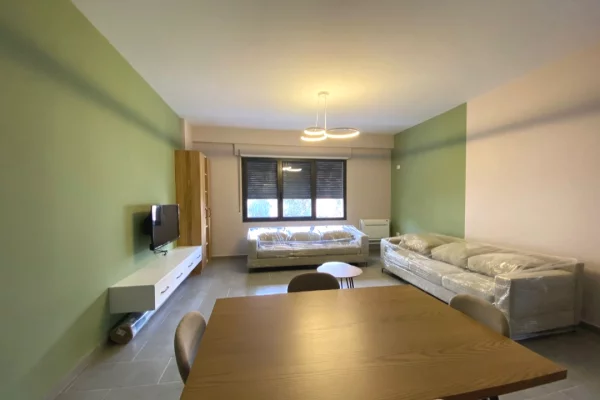 Shtepi me qera 2+1 ne Tirane - 700 Euro