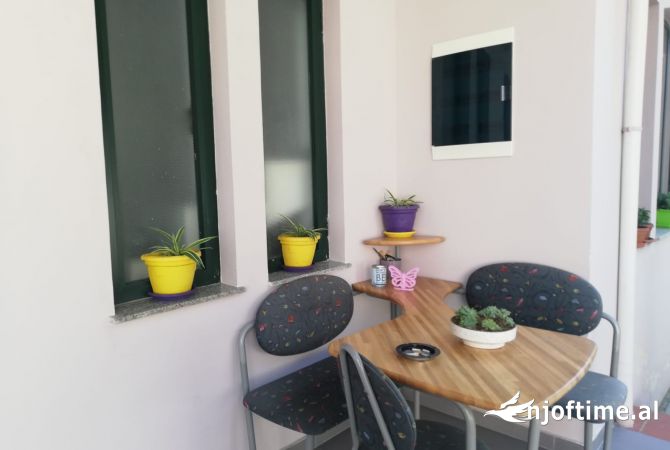 Shtepi me qera Apartament ne Tirane, 1+1, Mobilimi E mobiluar, Pagesa 550  Euro.
