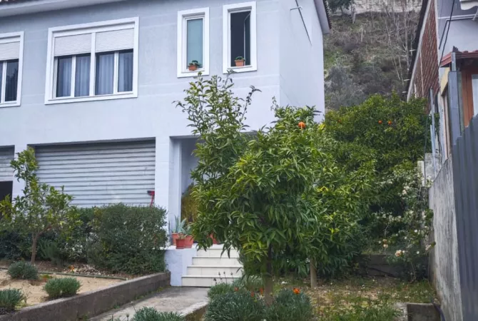 Shtepi ne shitje 4+1 ne Tirane - 230,000 Euro