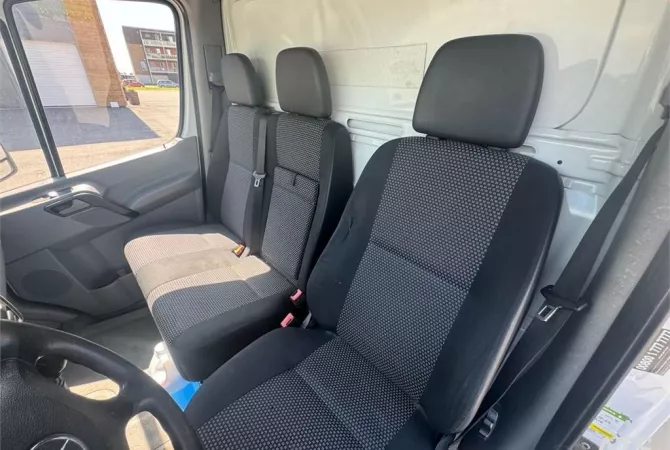 Makina ne shitje ne Prizren, Mercedes-Benz, 2008 Diesel,Kambio Manual Pagesa 12,000  Euro.