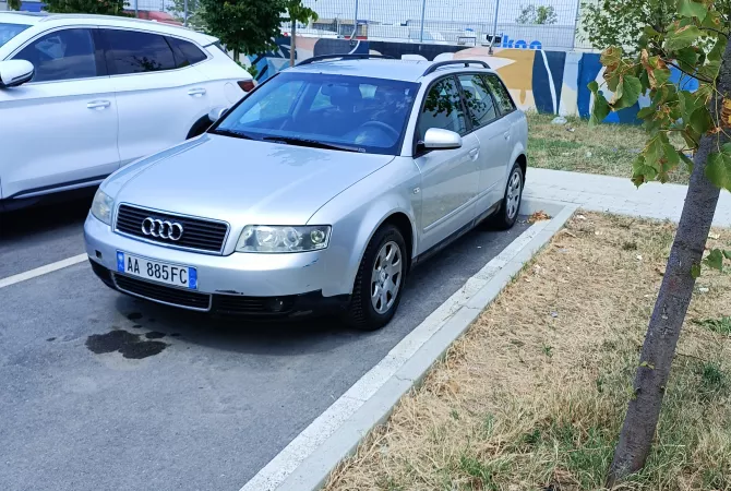 Cars for sale in Tirana - 2,200 Euro