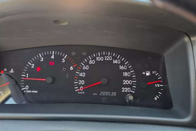 Cars for sale in Tirana, Toyota, 2007 Diesel,Kambio Manual Payment 4,700  Euro.