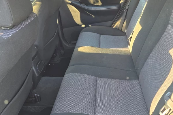 Cars for sale in Tirana, Toyota, 2007 Diesel,Kambio Manual Payment 3,800  Euro.