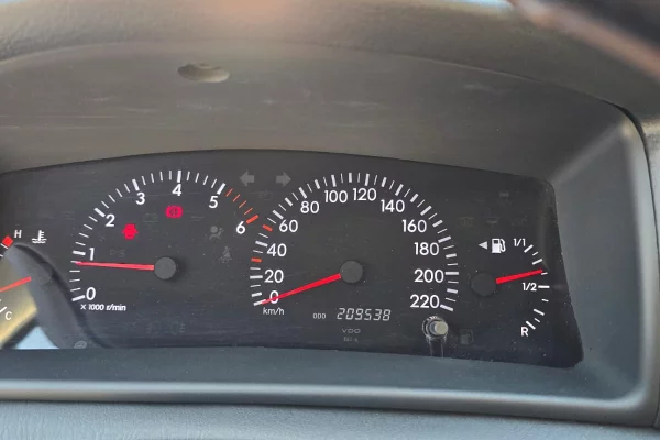 Cars for sale in Tirana, Toyota, 2007 Diesel,Kambio Manual Payment 3,800  Euro.