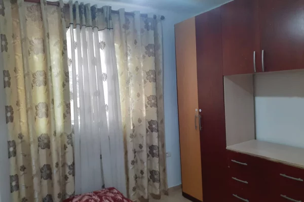 Shtepi me qera 1+1 ne Tirane - 200 Euro