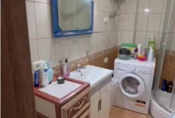 Shtepi me qera Apartament ne Tirane, 1+1, Mobilimi E mobiluar, Pagesa 430  Euro.