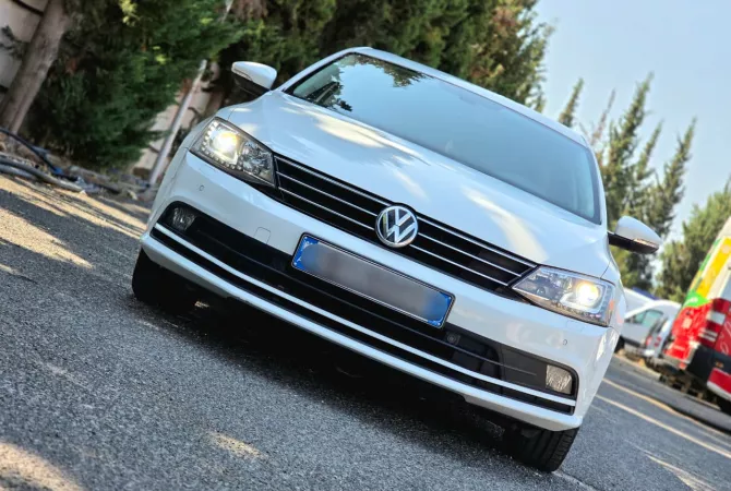 Makina ne shitje  ne Tirane - 9,800 Euro