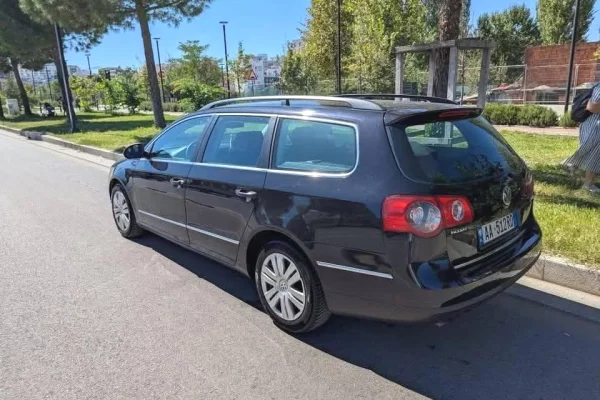 Cars for sale in Tirana - 3,500 Euro