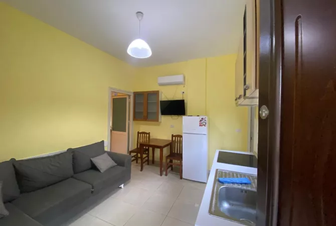 Shtepi me qera 1+1 ne Tirane - 300 Euro