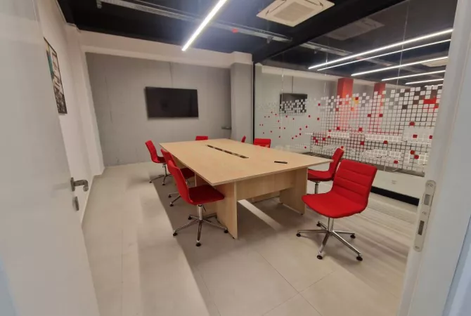 LEDA (Action105534) JEPET ME QIRA GODINE SHERBIMI 5 KATE, SAUK I RI - TIRANE - Cmimi sipas kerkeses /Muaj