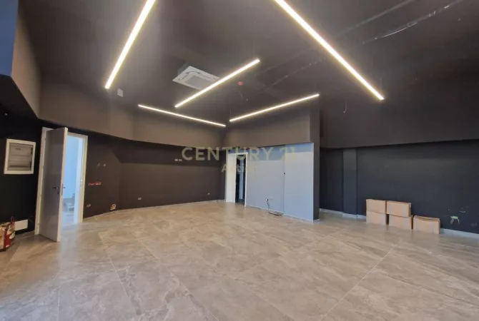 LEDA (Action105534) JEPET ME QIRA GODINE SHERBIMI 5 KATE, SAUK I RI - TIRANE - Cmimi sipas kerkeses /Muaj