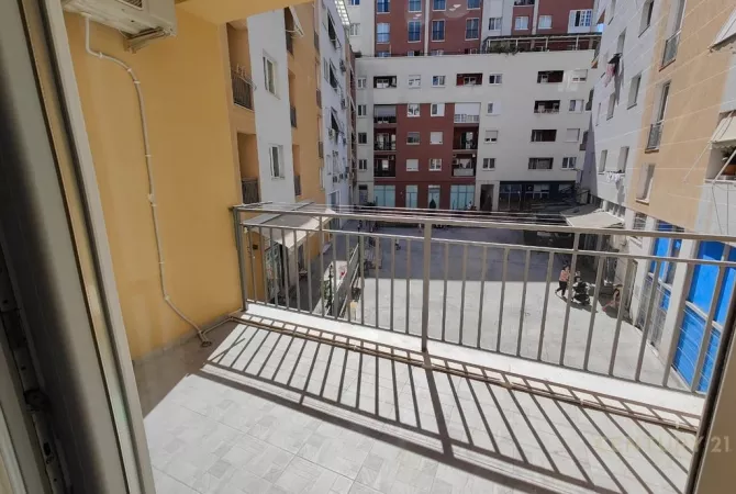 Shtepi me qera Apartament ne Tirane, 1+1, Mobilimi E mobiluar, Pagesa 550  Euro.