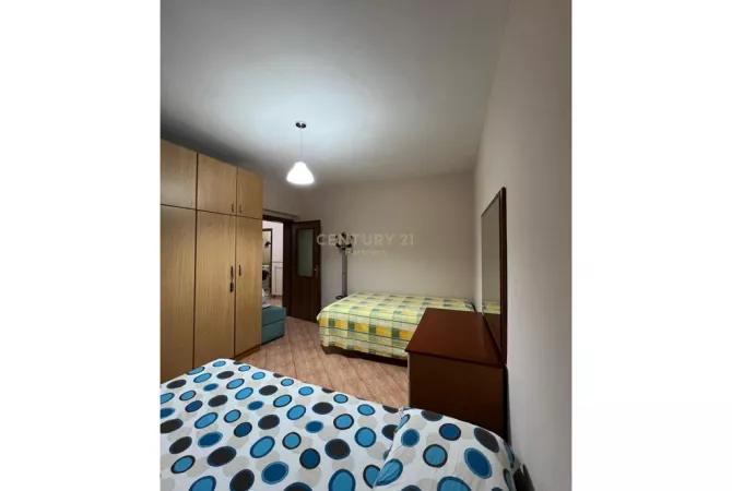 Shtepi me qera 2+1 ne Tirane - 450 Euro