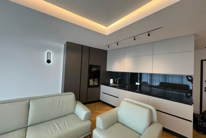 Shtepi me qera 2+1 ne Tirane - 2,200 Euro