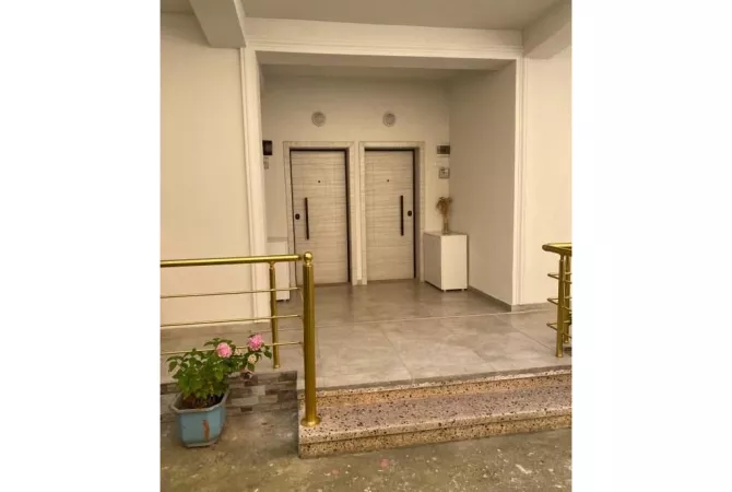 Shtepi me qera Shtepi Private ne Tirane, 7+1, Mobilimi E mobiluar, Pagesa 6,000  Euro.