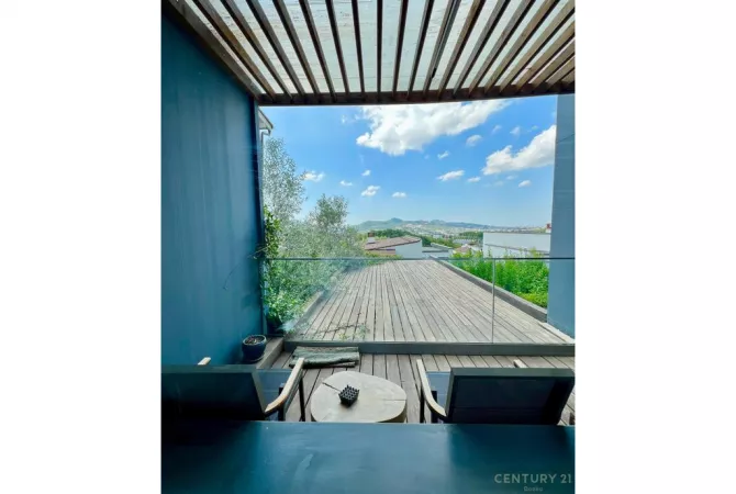 Shtepi me qera Apartament ne Tirane, 3+1, Mobilimi E mobiluar, Pagesa 2,500  Euro.