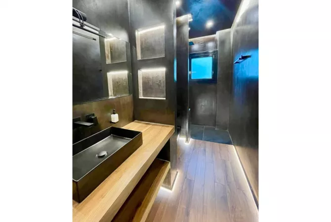 Shtepi me qera Apartament ne Tirane, 3+1, Mobilimi E mobiluar, Pagesa 2,500  Euro.