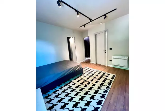 Shtepi me qera Apartament ne Tirane, 3+1, Mobilimi E mobiluar, Pagesa 2,500  Euro.