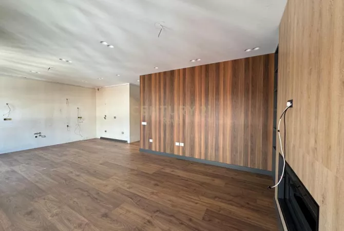 Shtepi ne shitje Apartament ne Tirane, 2+1, Mobilimi E mobiluar, Pagesa 350,000  Euro.