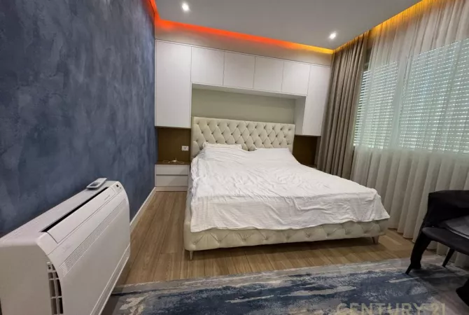 Shtepi ne shitje Apartament ne Tirane, 3+1, Mobilimi E mobiluar, Pagesa 325,000  Euro.