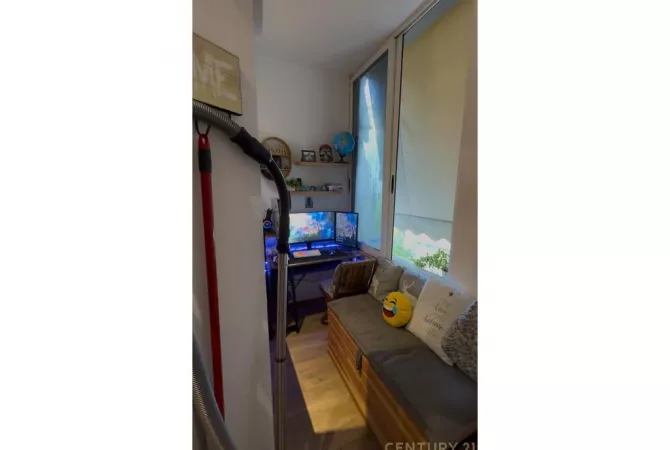 Shtepi ne shitje Apartament ne Tirane, 2+1, Mobilimi E mobiluar, Pagesa 2,110,000  Euro.